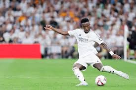 力于在国际 力于在国际